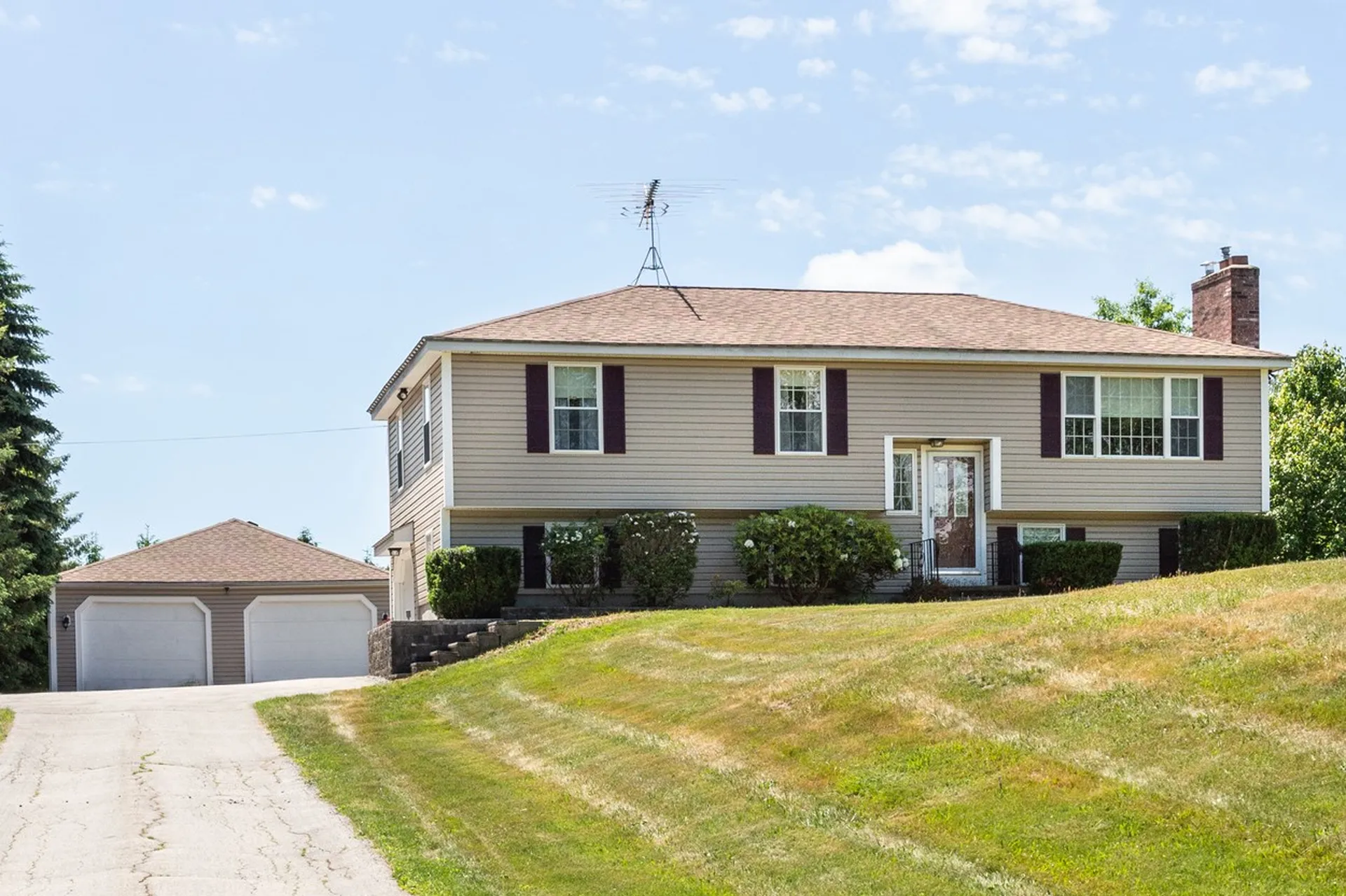 177 Warner Hill Road Derry NH 03038