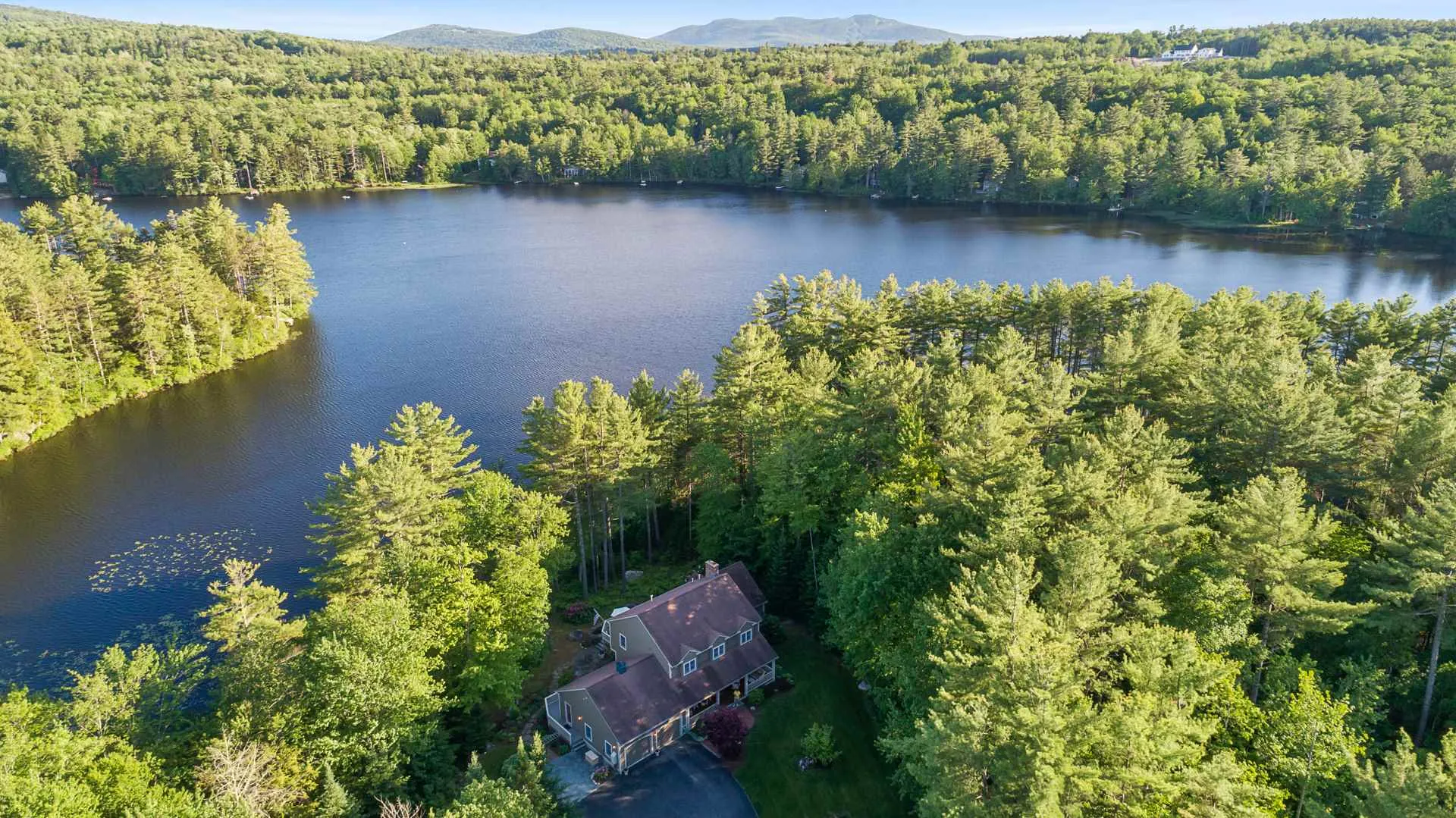 21 White Pine Lane New London NH 03257
