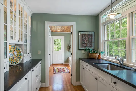 21 White Pine Lane New London NH 03257