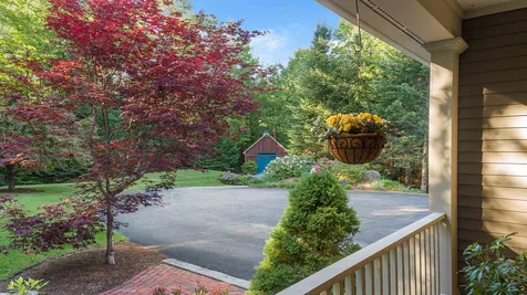 21 White Pine Lane New London NH 03257
