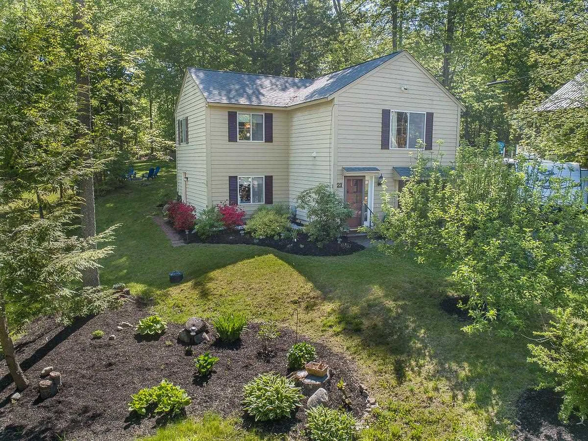 21 Eastfield Loop Sandown NH 03873