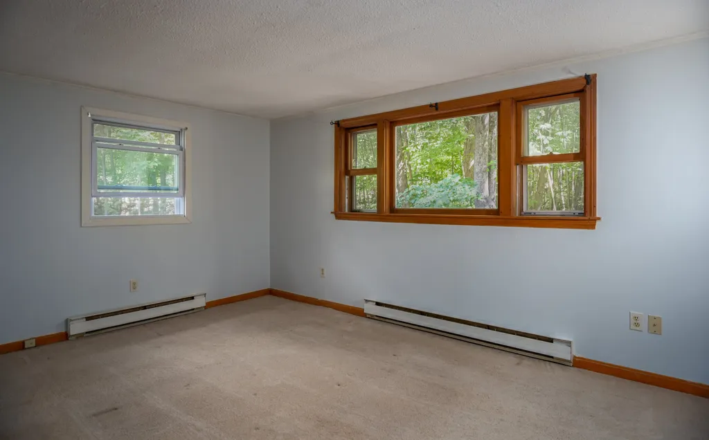 49 Edgewater Drive Barrington NH 03825