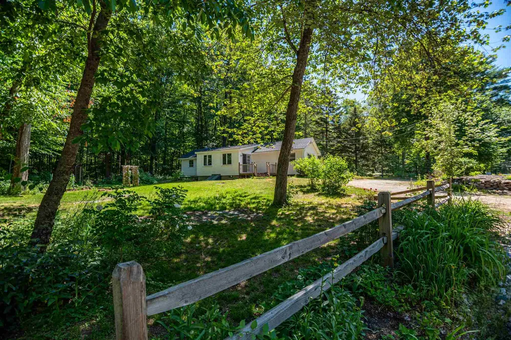 49 Edgewater Drive Barrington NH 03825
