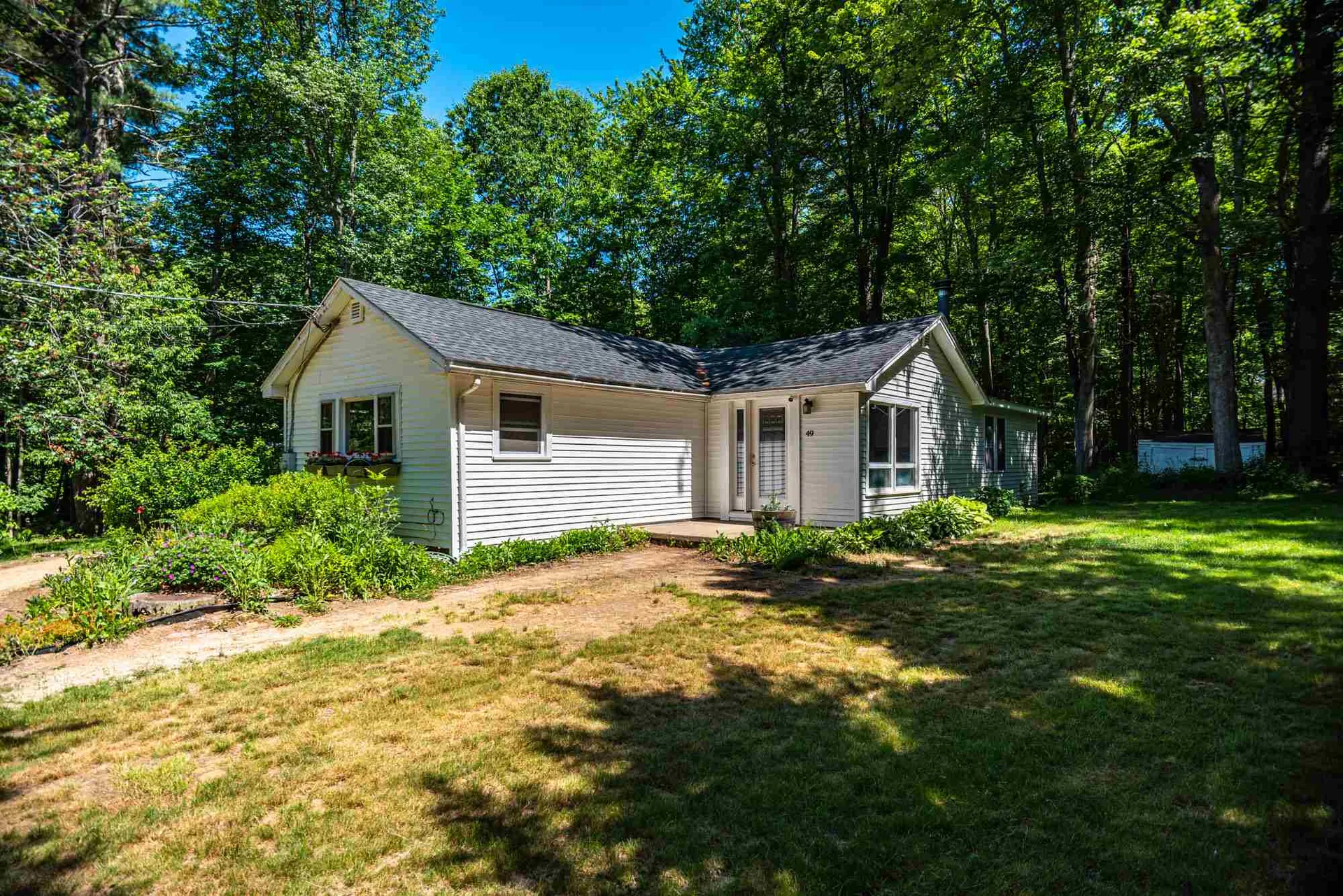 49 Edgewater Drive Barrington NH 03825