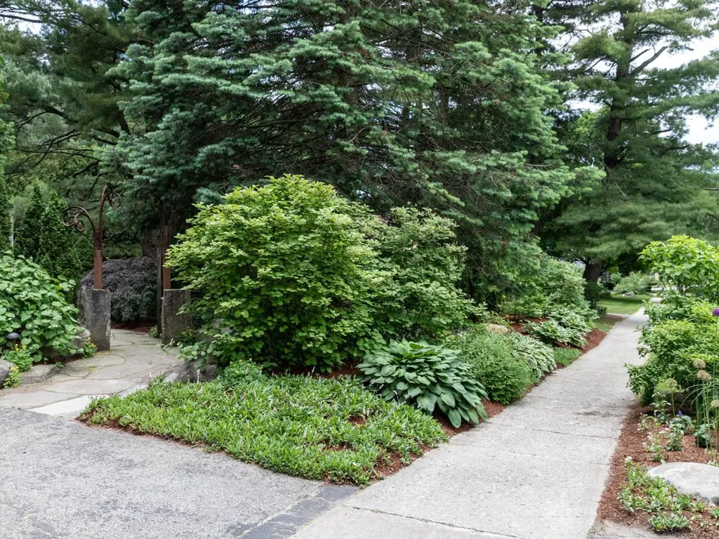 32 Pheasant Way South Burlington VT 05403