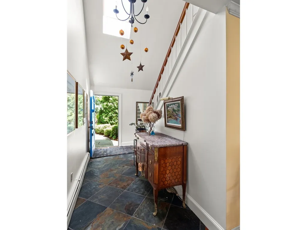 32 Pheasant Way South Burlington VT 05403