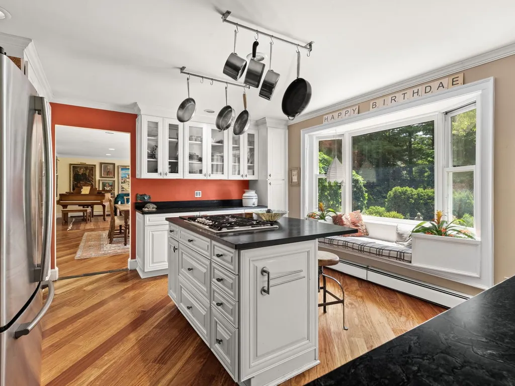 32 Pheasant Way South Burlington VT 05403