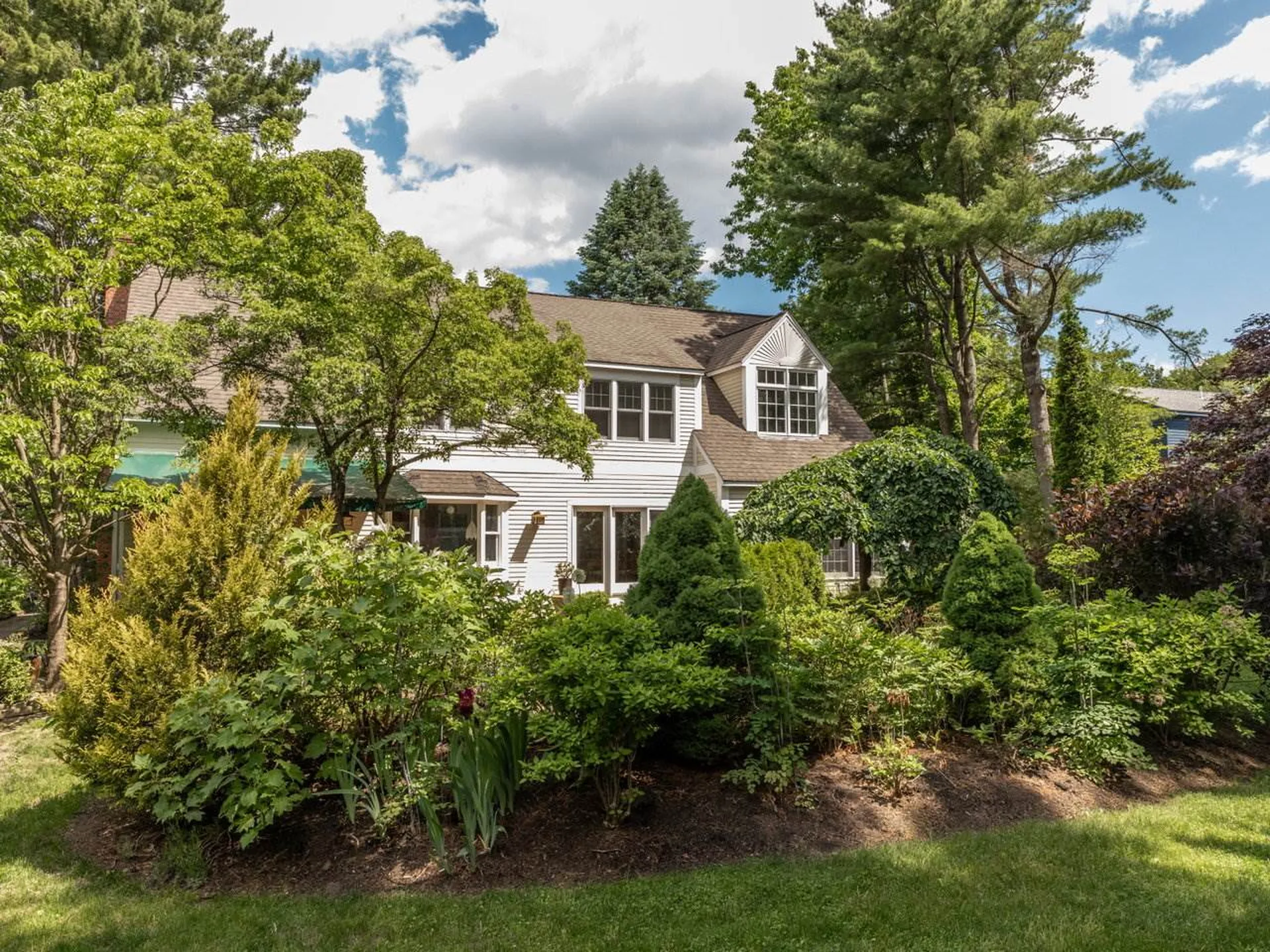32 Pheasant Way South Burlington VT 05403