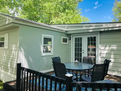 8 Bonny Street Nashua NH 03062