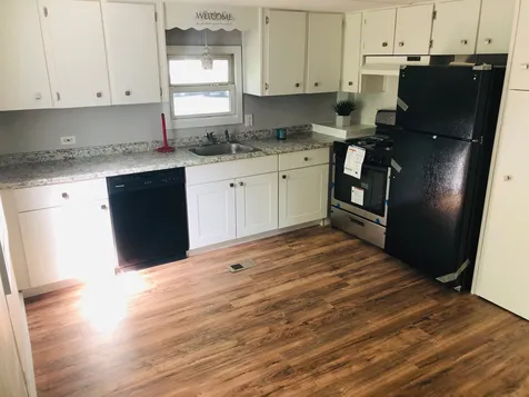 8 Bonny Street Nashua NH 03062