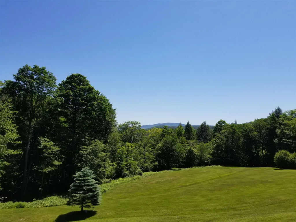 Snowside Fayston VT 05673