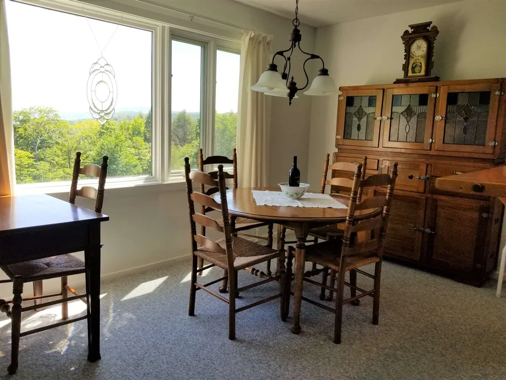 Snowside Fayston VT 05673