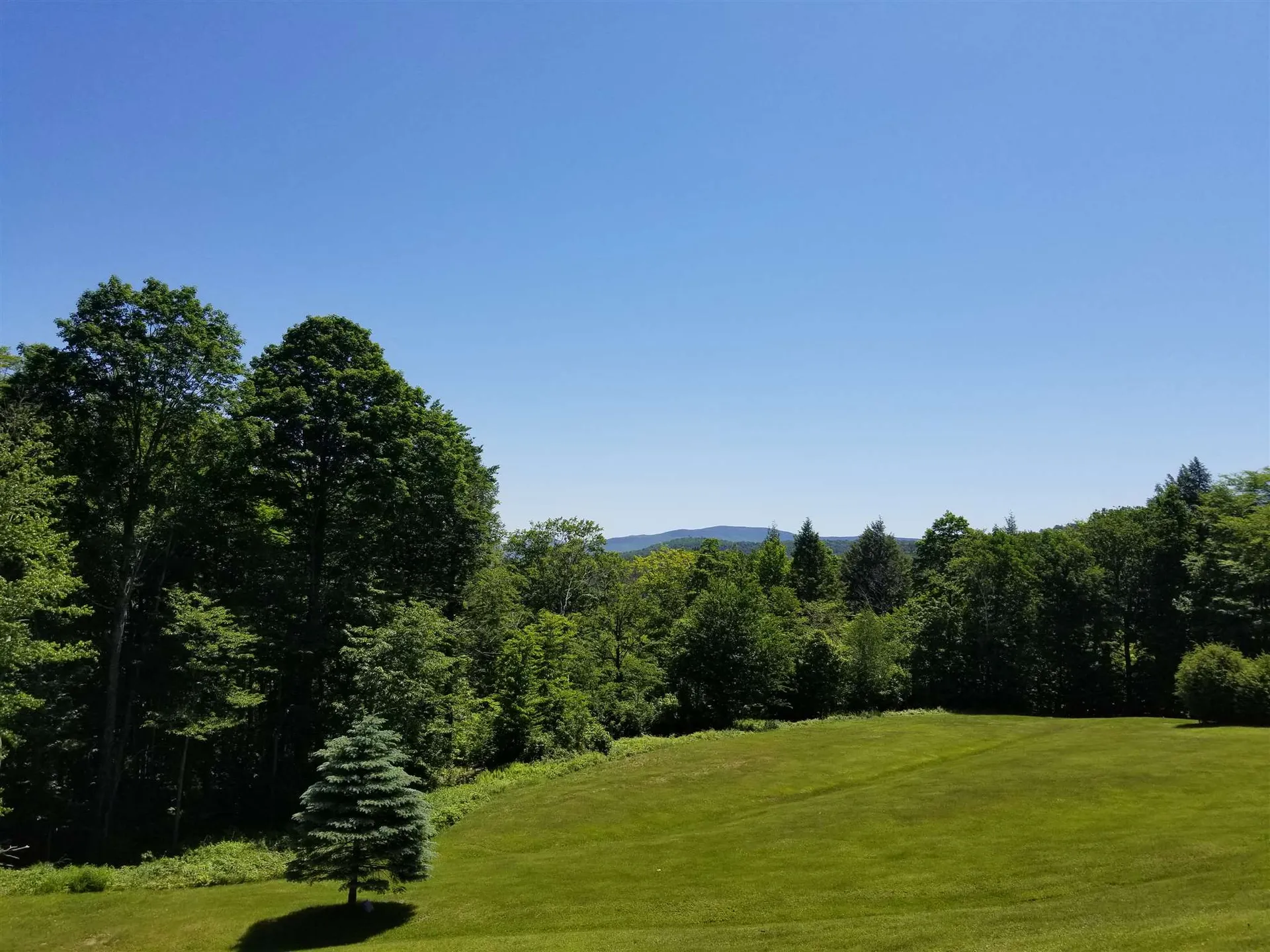 Snowside Fayston VT 05673
