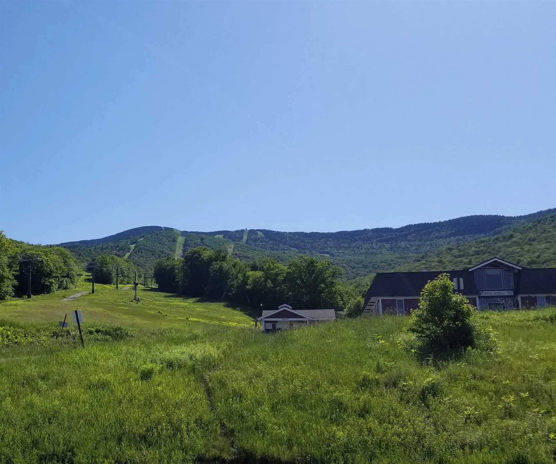 Snowside Fayston VT 05673