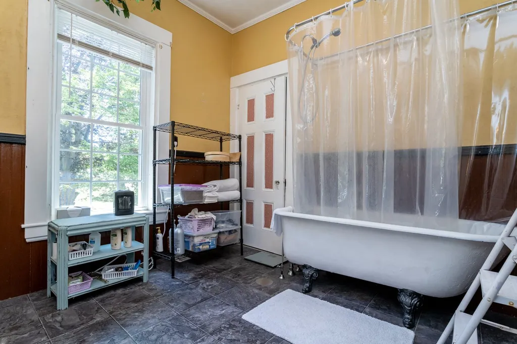 32 Prospect Street Somersworth NH 03878