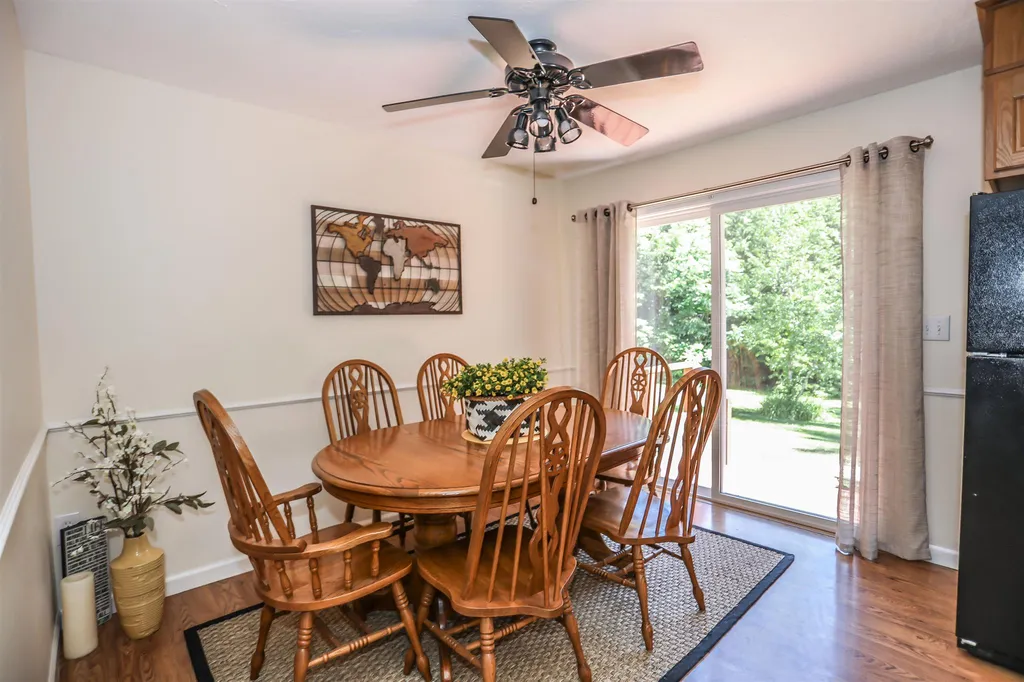 449 Bunker Hill Road Auburn NH 03032