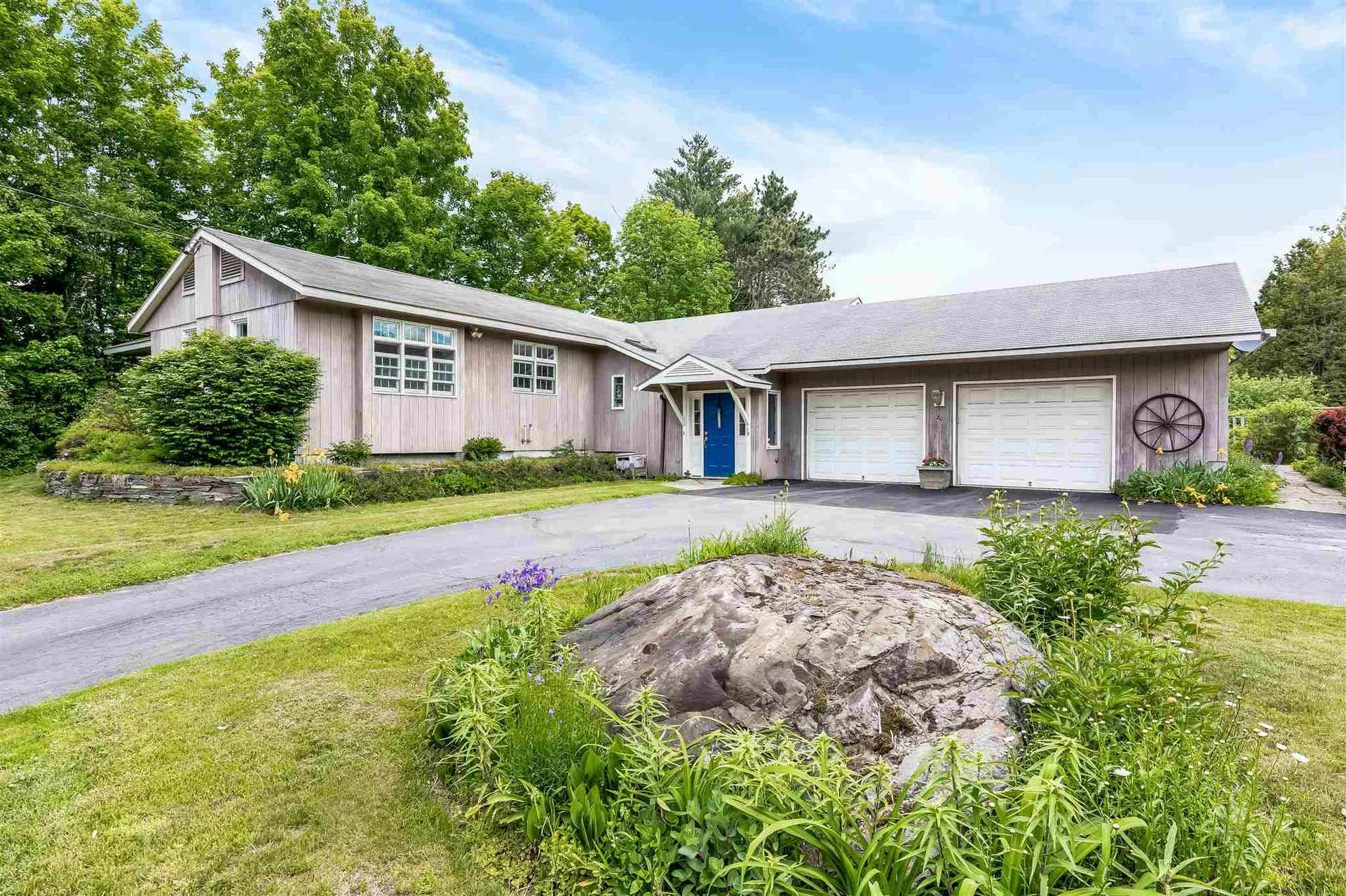 19 Upper Hollow Road Stowe VT 05672