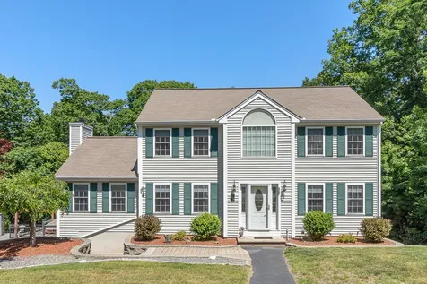 18 Slavin Drive Pelham NH 03076
