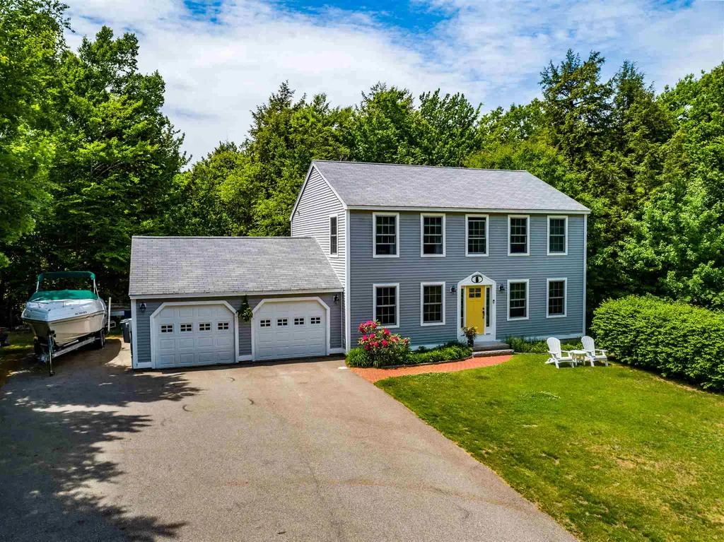 15 Escarol Lane Gilford NH 03249