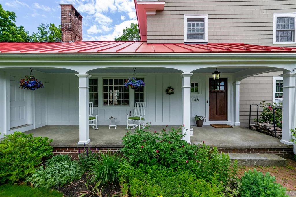 148 Stratham Heights Road Stratham NH 03885