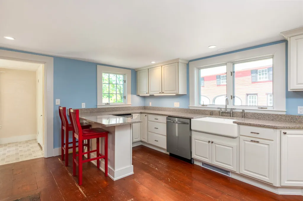 410 Portsmouth Avenue Greenland NH 03840