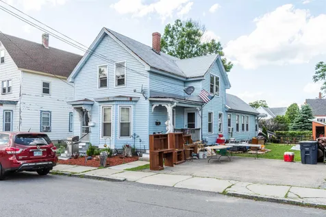 38 Gillis Street Nashua NH 03060