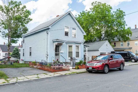 38 Gillis Street Nashua NH 03060