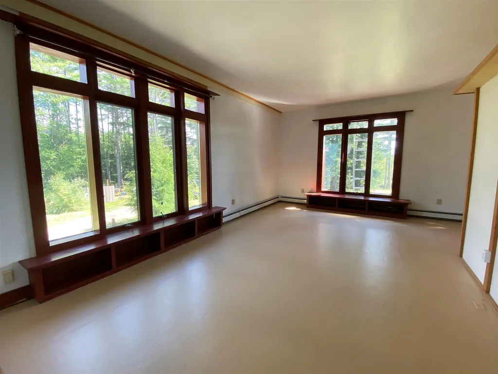16 Balhart Ridge Road Hartland VT 05048