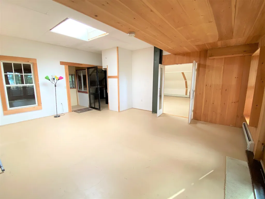 16 Balhart Ridge Road Hartland VT 05048