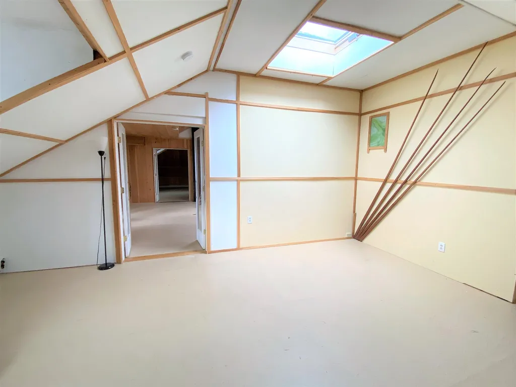 16 Balhart Ridge Road Hartland VT 05048