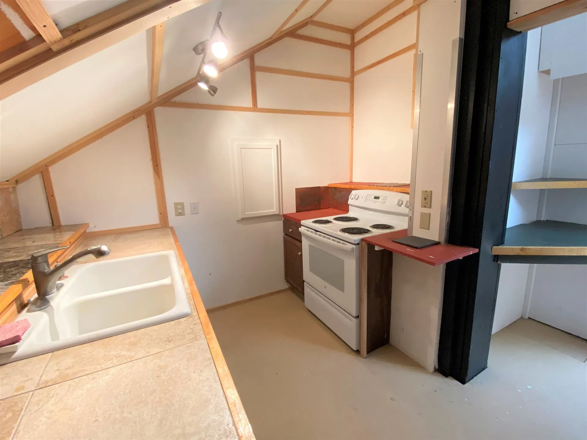 16 Balhart Ridge Road Hartland VT 05048