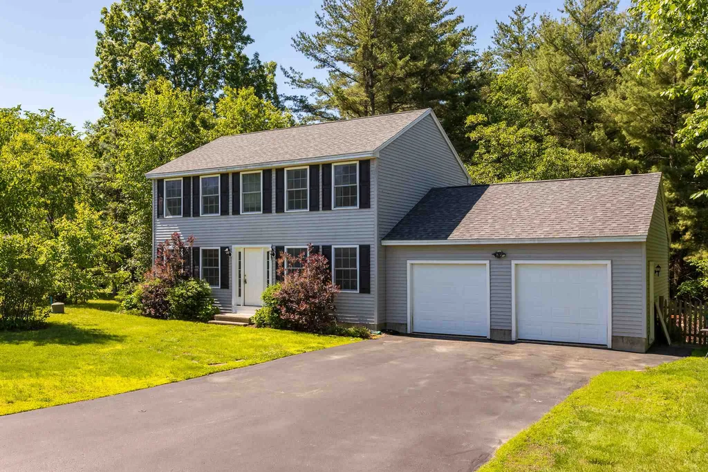 12 Beauview Street Rochester NH 03867