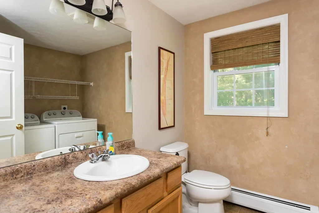 12 Beauview Street Rochester NH 03867