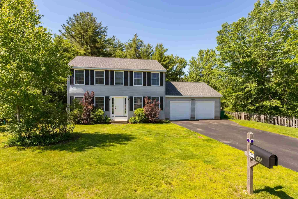 12 Beauview Street Rochester NH 03867