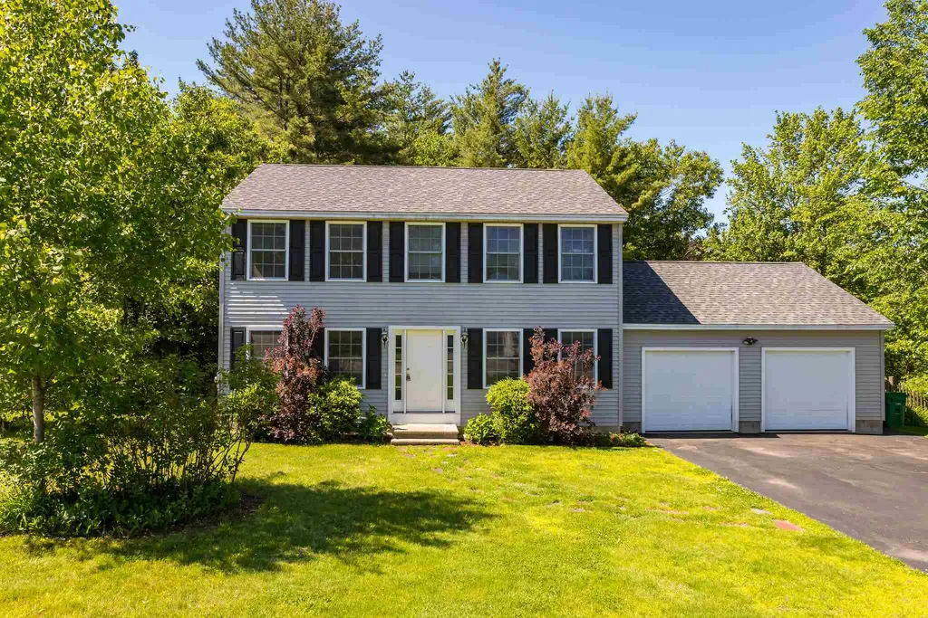 12 Beauview Street Rochester NH 03867