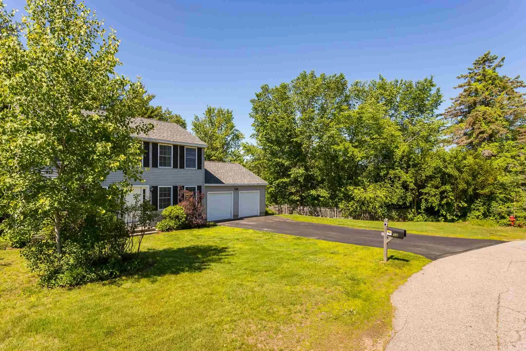 12 Beauview Street Rochester NH 03867