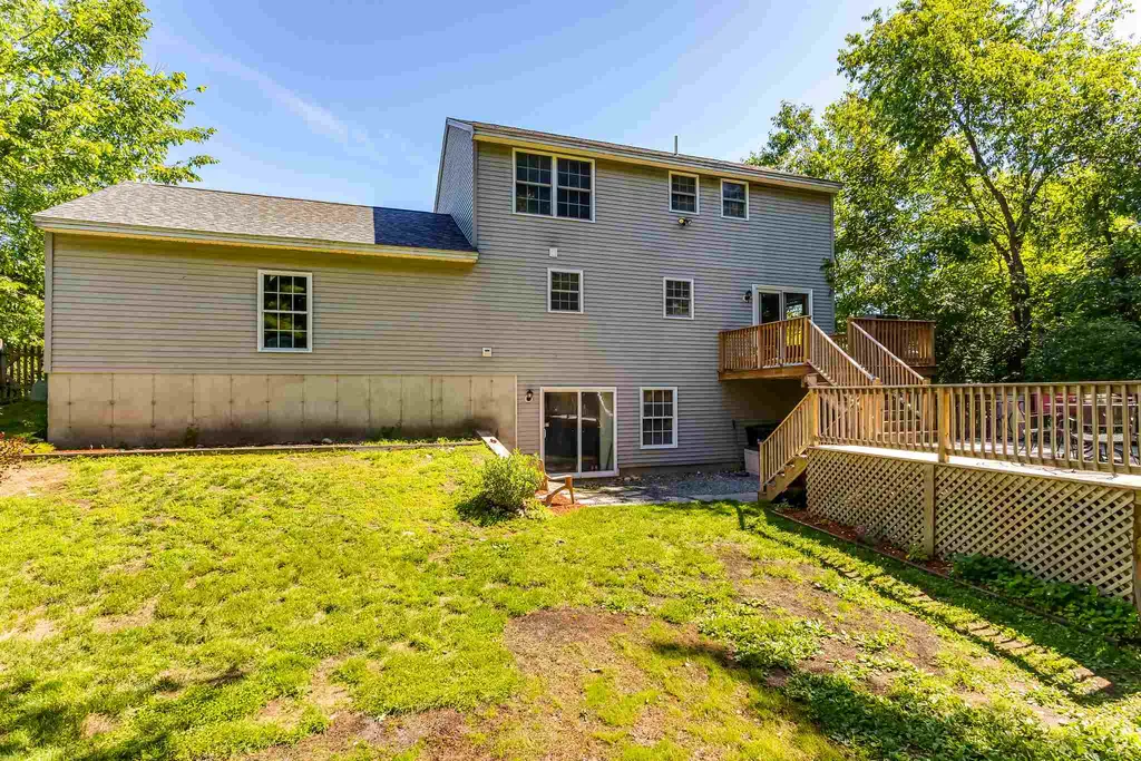 12 Beauview Street Rochester NH 03867