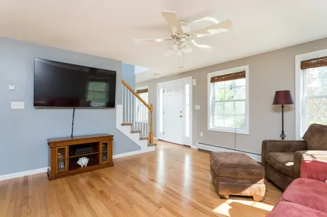 12 Beauview Street Rochester NH 03867