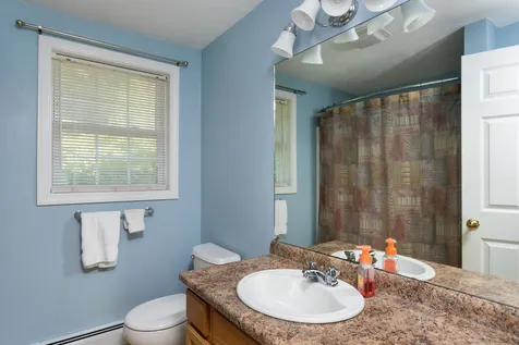 12 Beauview Street Rochester NH 03867