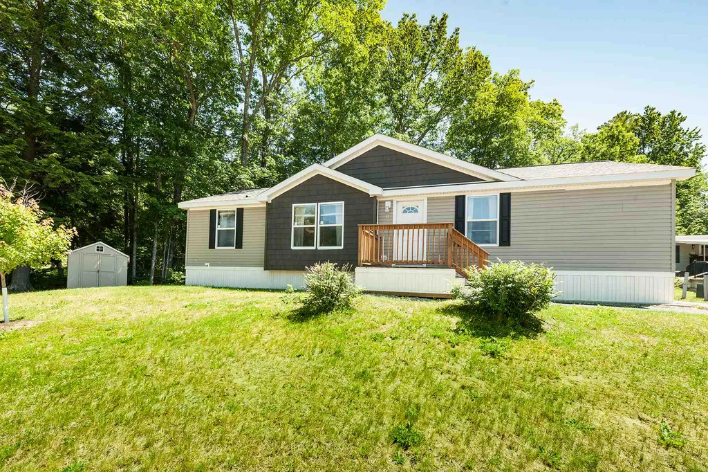 1 Lilac Drive Rochester NH 03867