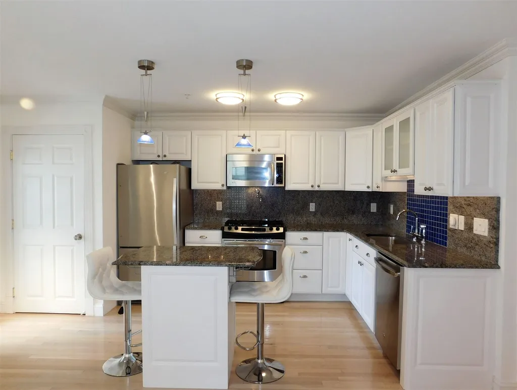86 Islington Street Portsmouth NH 03801