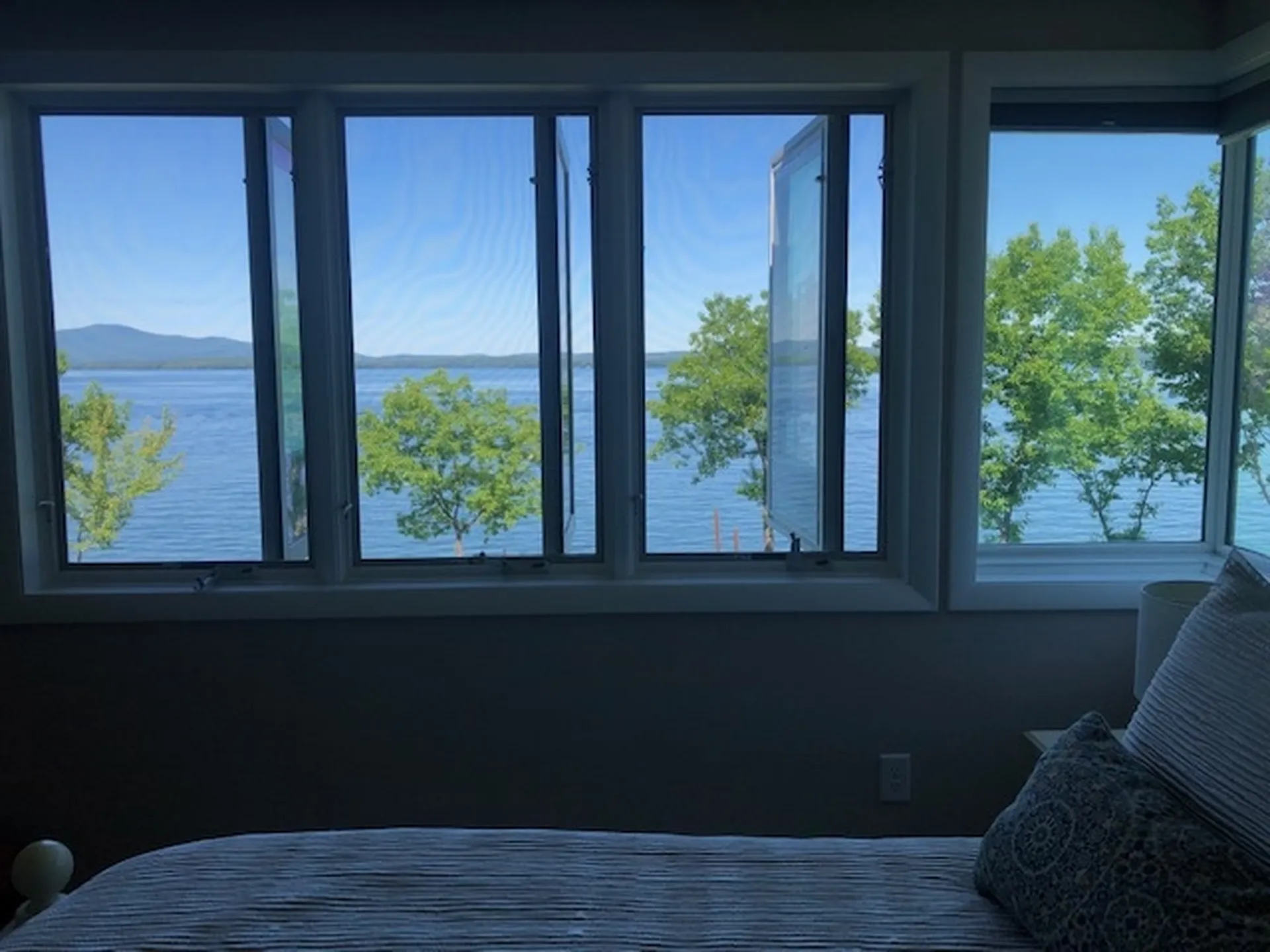 2696 Lake Shore Road Gilford NH 03249