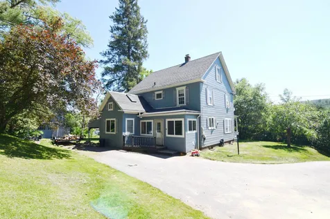 42 Barrett Street Lisbon NH 03585