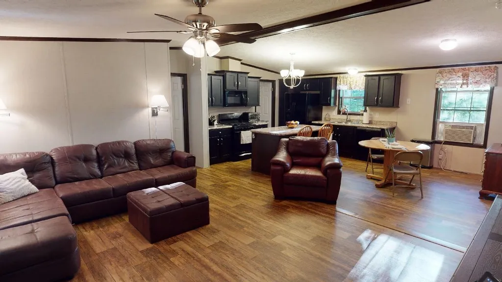 17 Sullivan Drive Allenstown NH 03275