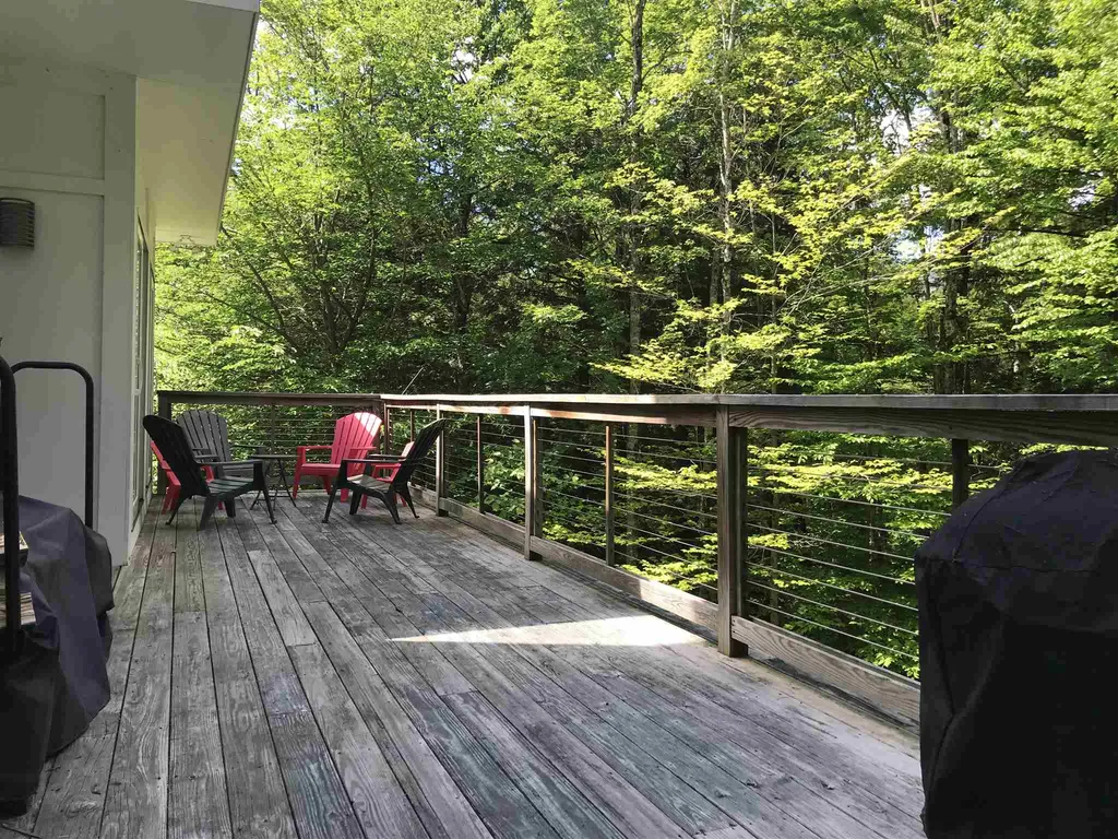 170 Henry's Way Fayston VT 05673