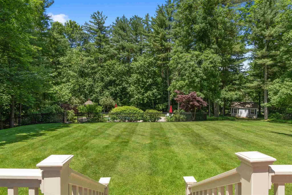 8 Bramley Hill Road Windham NH 03087