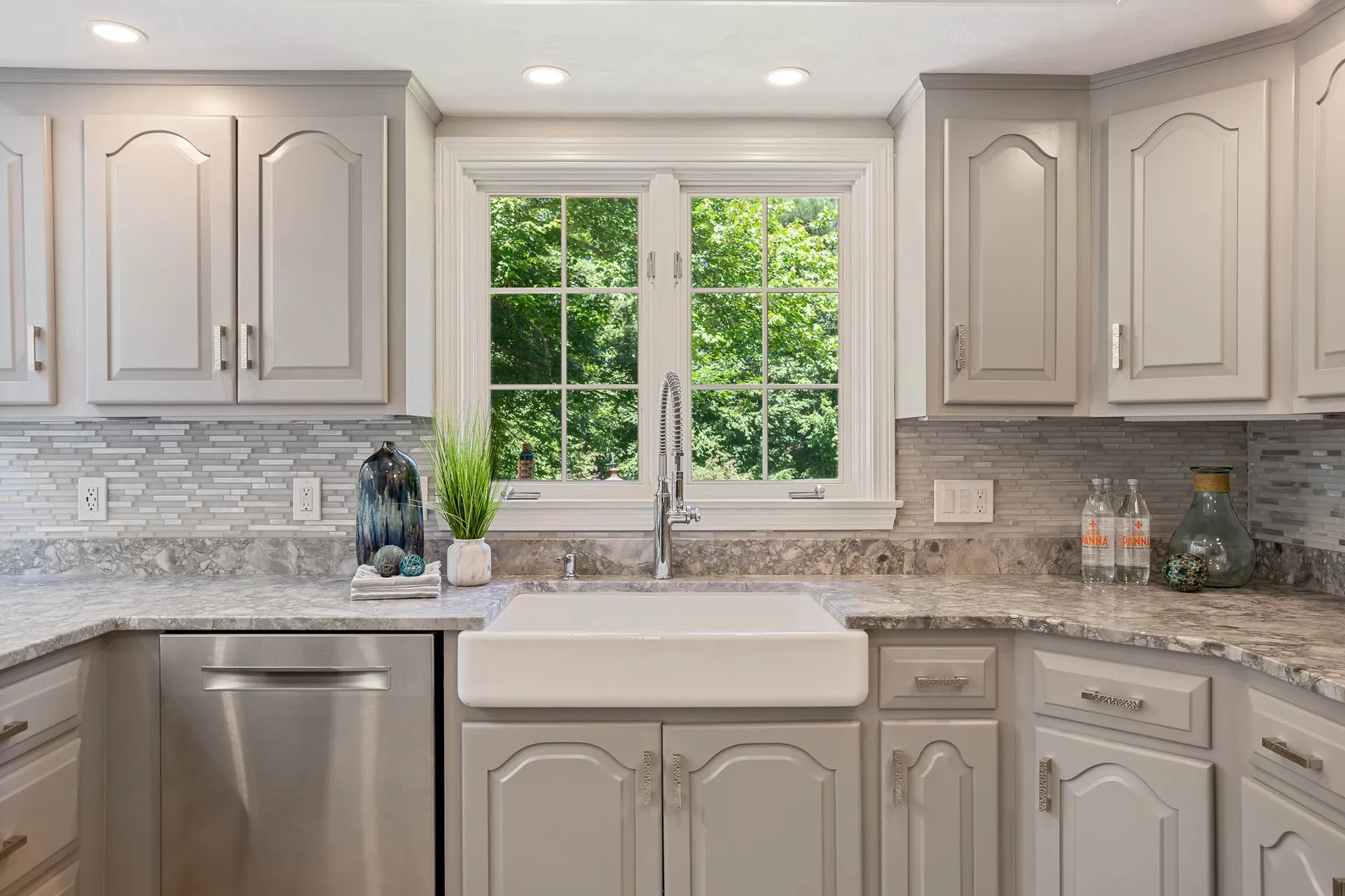 8 Bramley Hill Road Windham NH 03087