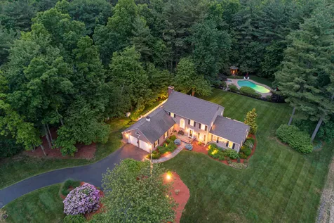 8 Bramley Hill Road Windham NH 03087