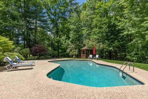 8 Bramley Hill Road Windham NH 03087