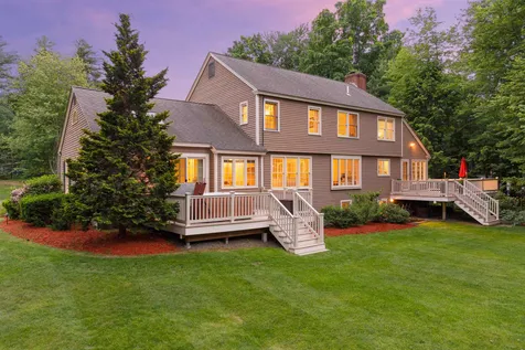 8 Bramley Hill Road Windham NH 03087